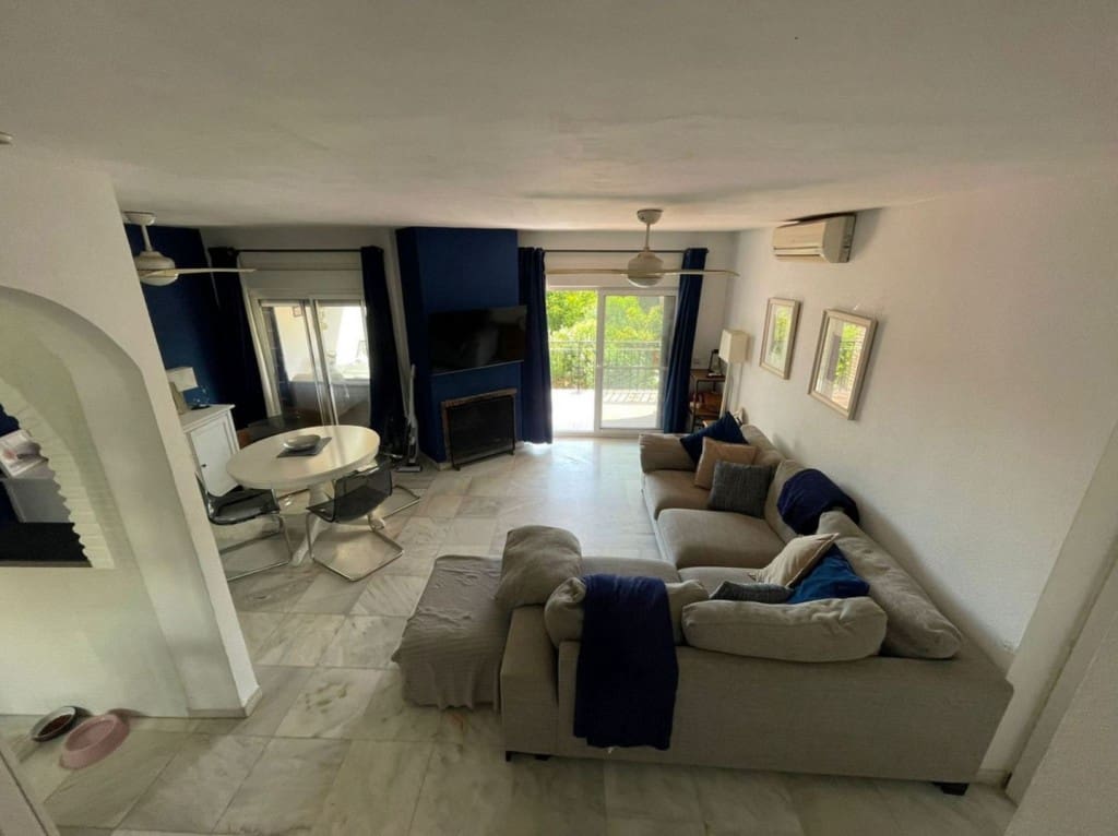 Casa de 4 habitaciones en Calahonda en venta con piscina garaje - 425.000 € (Ref: 9468083)