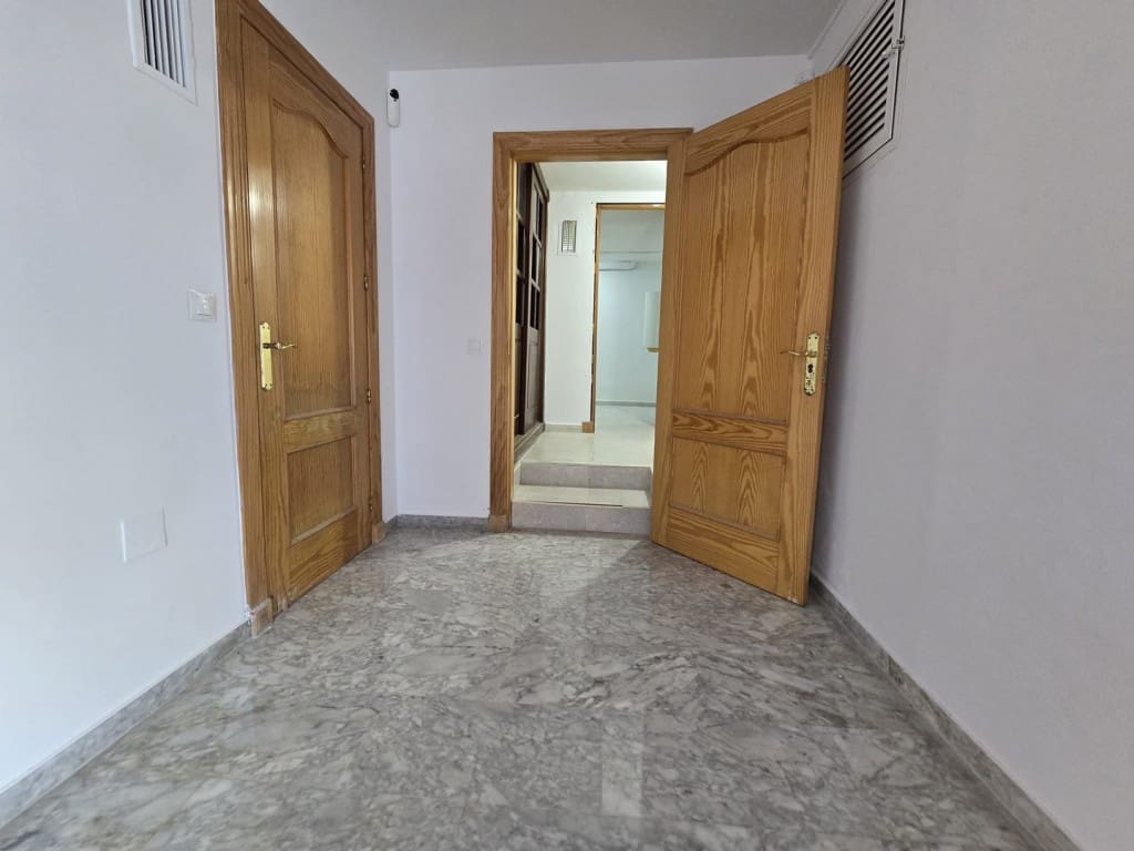 4 Zimmer Villa zu verkaufen in Mijas Costa mit Pool Garage - 895.000 € (Ref: 9468085)