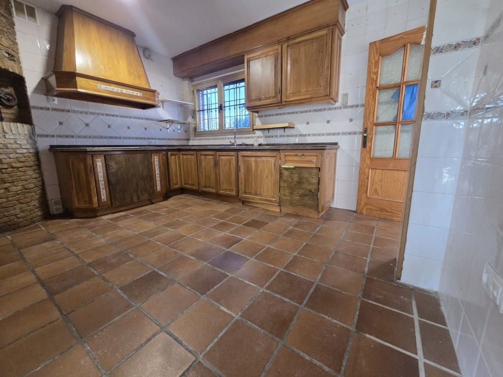 4 Zimmer Villa zu verkaufen in Mijas Costa mit Pool Garage - 895.000 € (Ref: 9468085)