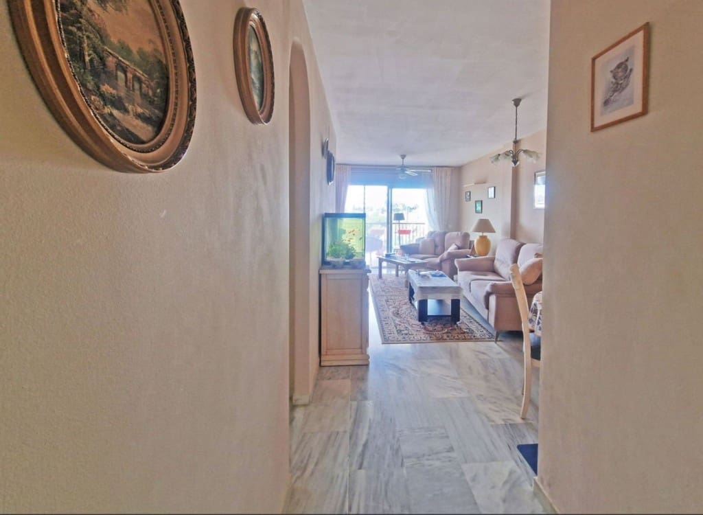 2 bedroom Apartment for sale in Calahonda with pool garage - € 349,950 (Ref: 9468086)