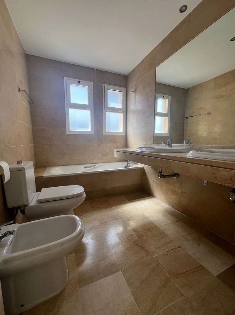 2 sypialnia Apartament na sprzedaż w Calahonda z basenem garażem - 349 000 € (Ref: 9468087)