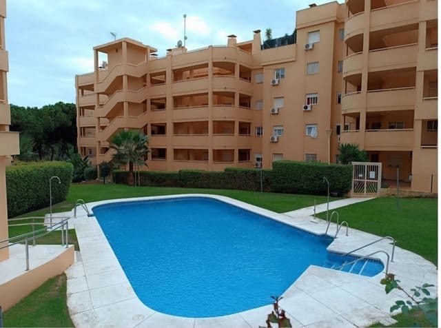 2 bedroom Beach Apartment for sale in Calahonda, Mijas with pool garage - € 354,000 (Ref: 9468088)
