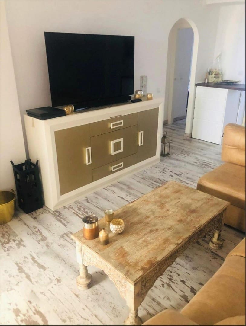 2 bedroom Beach Apartment for sale in Calahonda with pool garage - € 354,000 (Ref: 9468088)