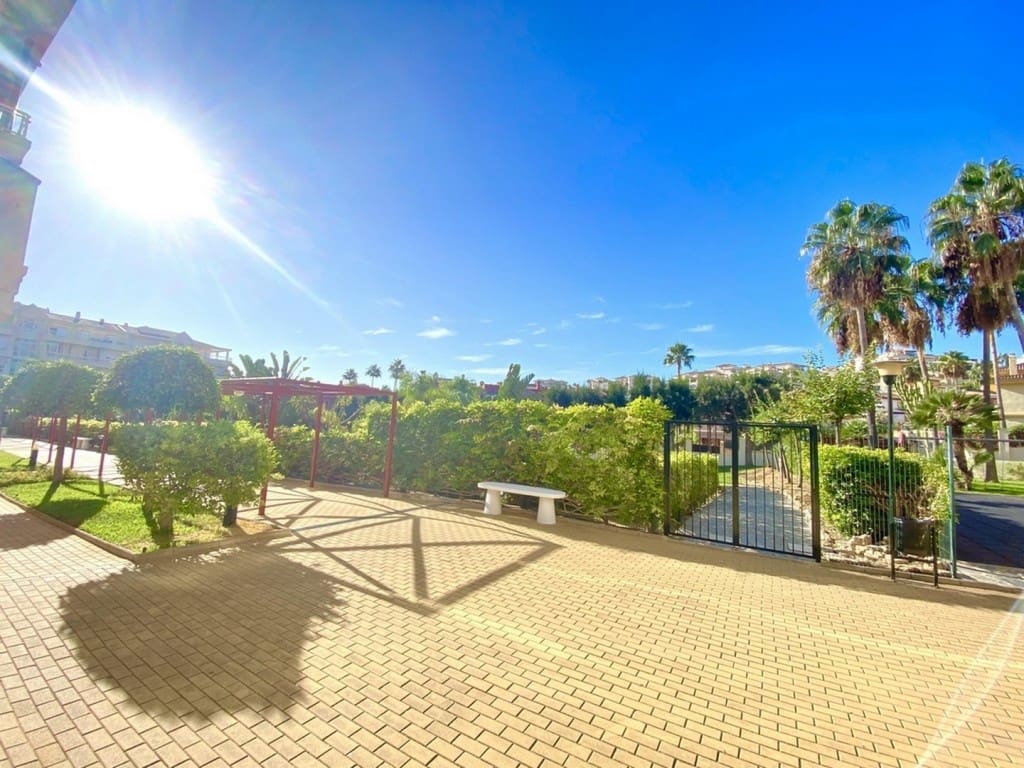 Apartamento de 3 habitaciones en La Cala Hills en venta con piscina garaje - 375.000 € (Ref: 9501814)