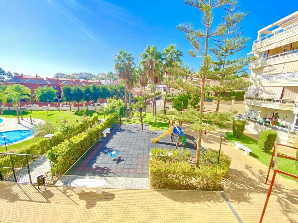 Apartamento de 3 habitaciones en La Cala Hills en venta con piscina garaje - 375.000 € (Ref: 9501814)