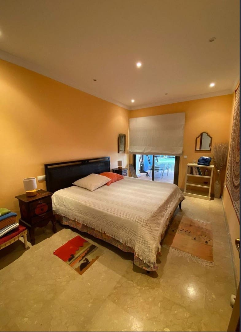 Chalet de 7 habitaciones en Marbella en venta con piscina garaje - 1.850.000 € (Ref: 9511961)