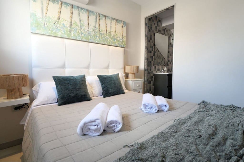 2 soverom Hus til salgs i Cabopino med svømmebasseng - € 319 000 (Ref: 9511962)