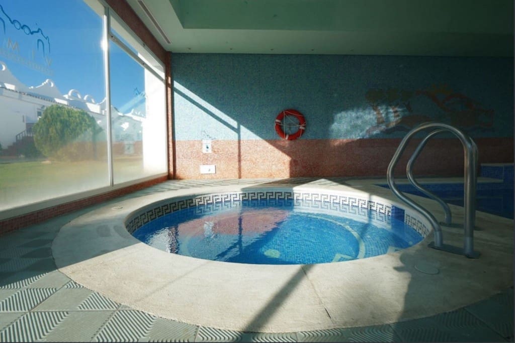 2 soverom Hus til salgs i Cabopino med svømmebasseng - € 319 000 (Ref: 9511962)