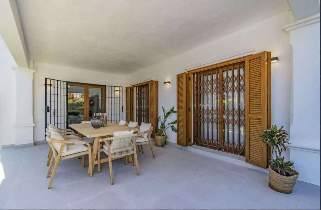 5 camera da letto Villa in vendita in Marbella con piscina garage - 1.995.000 € (Rif: 9518403)