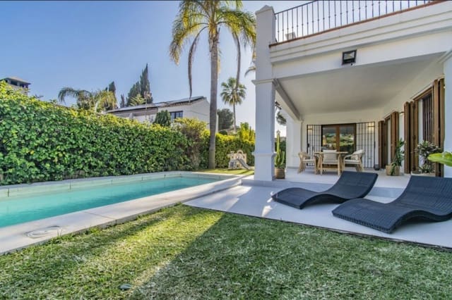 5 soveværelse Villa til salg i Marbella med swimmingpool garage - € 1.995.000 (Ref: 9518403)