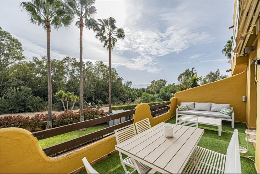 Casa de 2 habitaciones en Marbella en venta con piscina garaje - 850.000 € (Ref: 9518404)