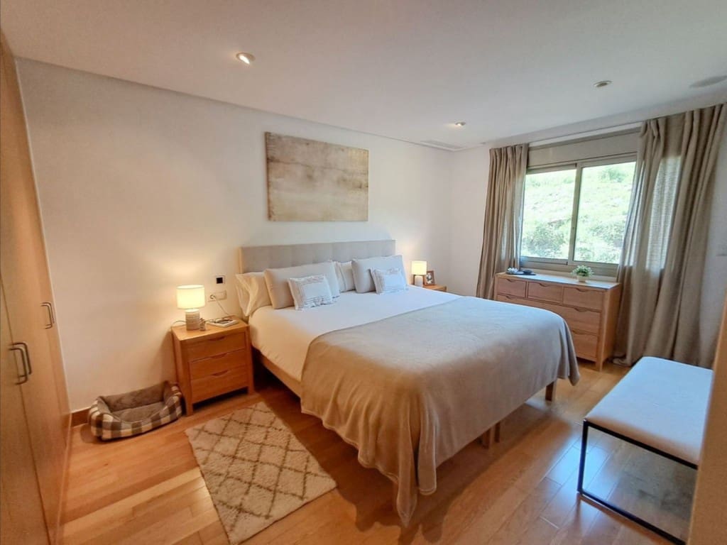 3 soveværelse Byhus til salg i Marbella med swimmingpool garage - € 785.000 (Ref: 9518405)