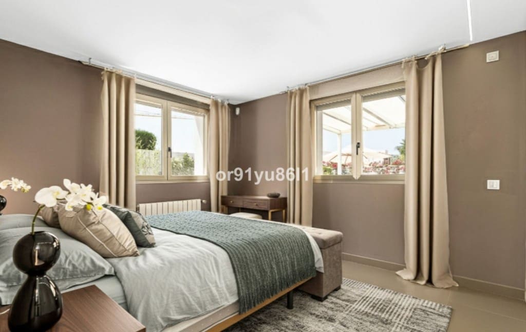 3 bedroom Villa for sale in Las Chapas with pool garage - € 1,749,000 (Ref: 9518409)