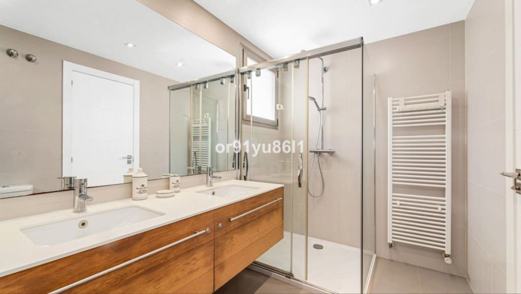 3 bedroom Villa for sale in Las Chapas with pool garage - € 1,749,000 (Ref: 9518409)