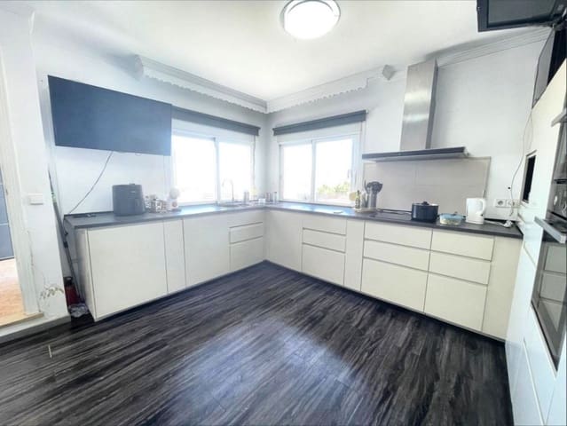 3 makuuhuone Huvila myytävänä paikassa Nueva Andalucia, Marbella mukana uima-altaan - 1 050 000 € (Ref: 9526058)