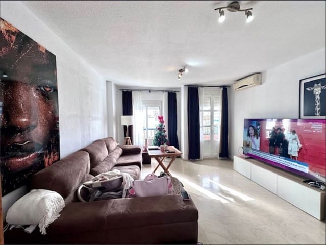 3 soverom Leilighet til salgs i Nueva Andalucia, Marbella med svømmebasseng garasje - € 320 000 (Ref: 9526060)