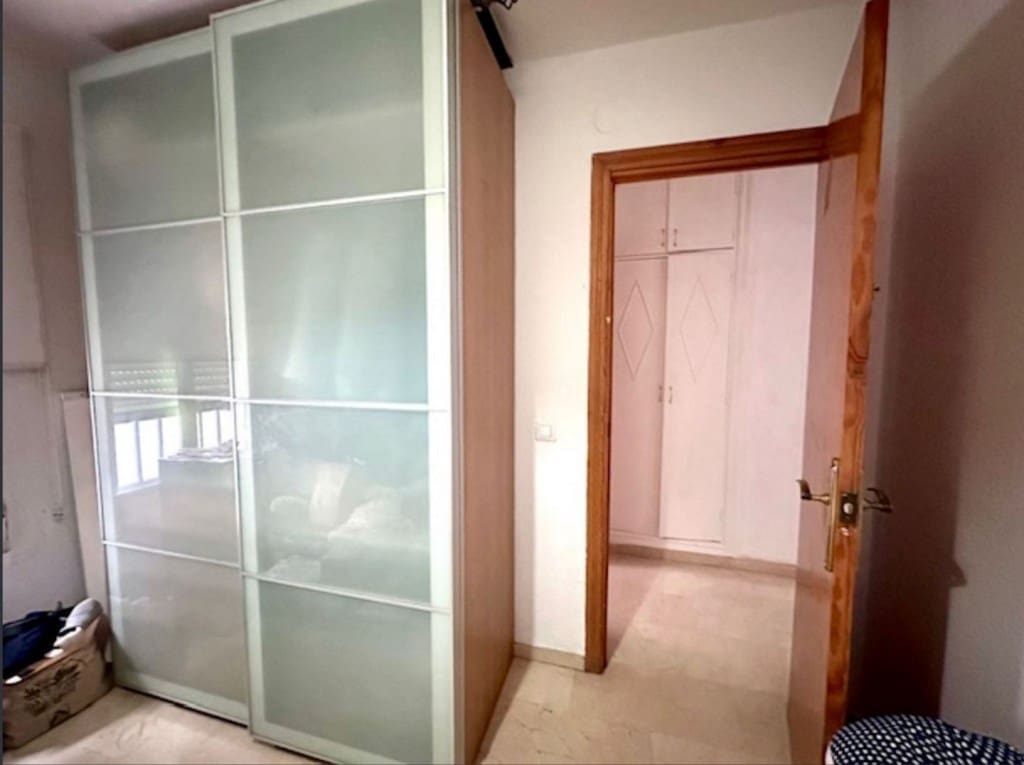 3 soverom Leilighet til salgs i Nueva Andalucia med svømmebasseng garasje - € 320 000 (Ref: 9526060)