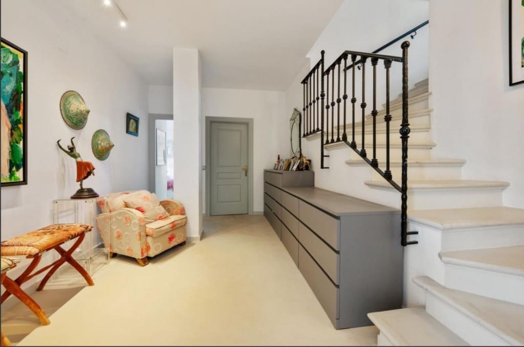 4 quarto Moradia Geminada para venda em Marbella com piscina garagem - 2 195 000 € (Ref: 9526061)