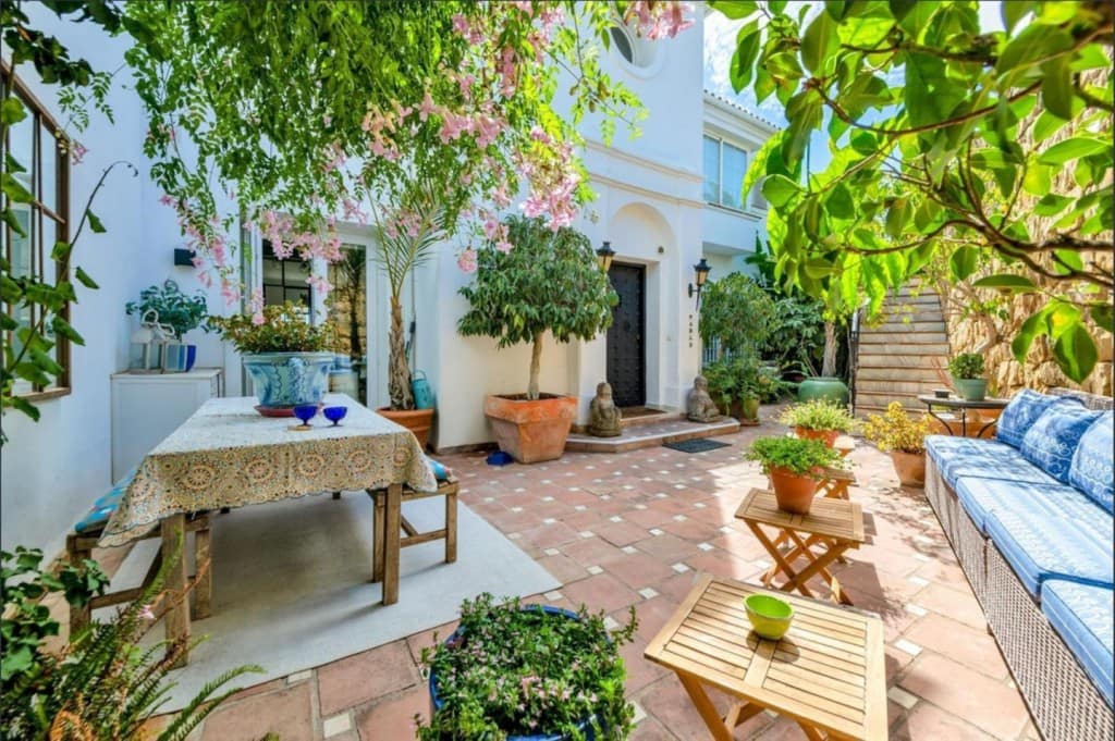 4 quarto Moradia Geminada para venda em Marbella com piscina garagem - 2 195 000 € (Ref: 9526061)