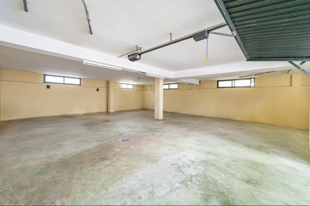 4 camera da letto Villa in vendita in Marbella con piscina garage - 2.050.000 € (Rif: 9526062)