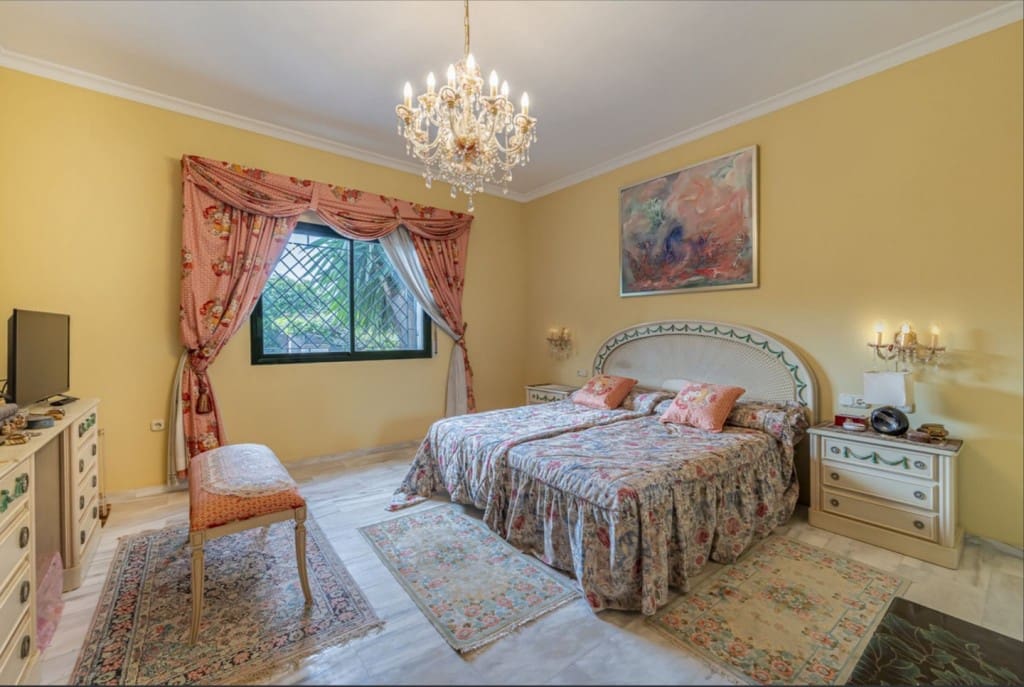 4 camera da letto Villa in vendita in Marbella con piscina garage - 2.050.000 € (Rif: 9526062)