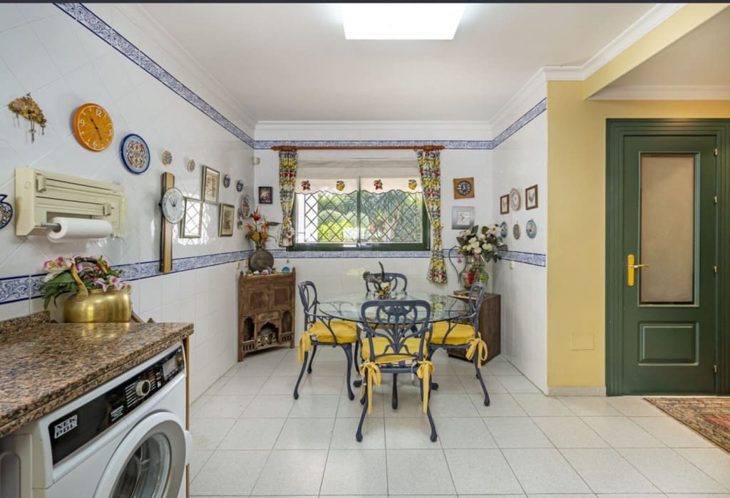 4 camera da letto Villa in vendita in Marbella con piscina garage - 2.050.000 € (Rif: 9526062)