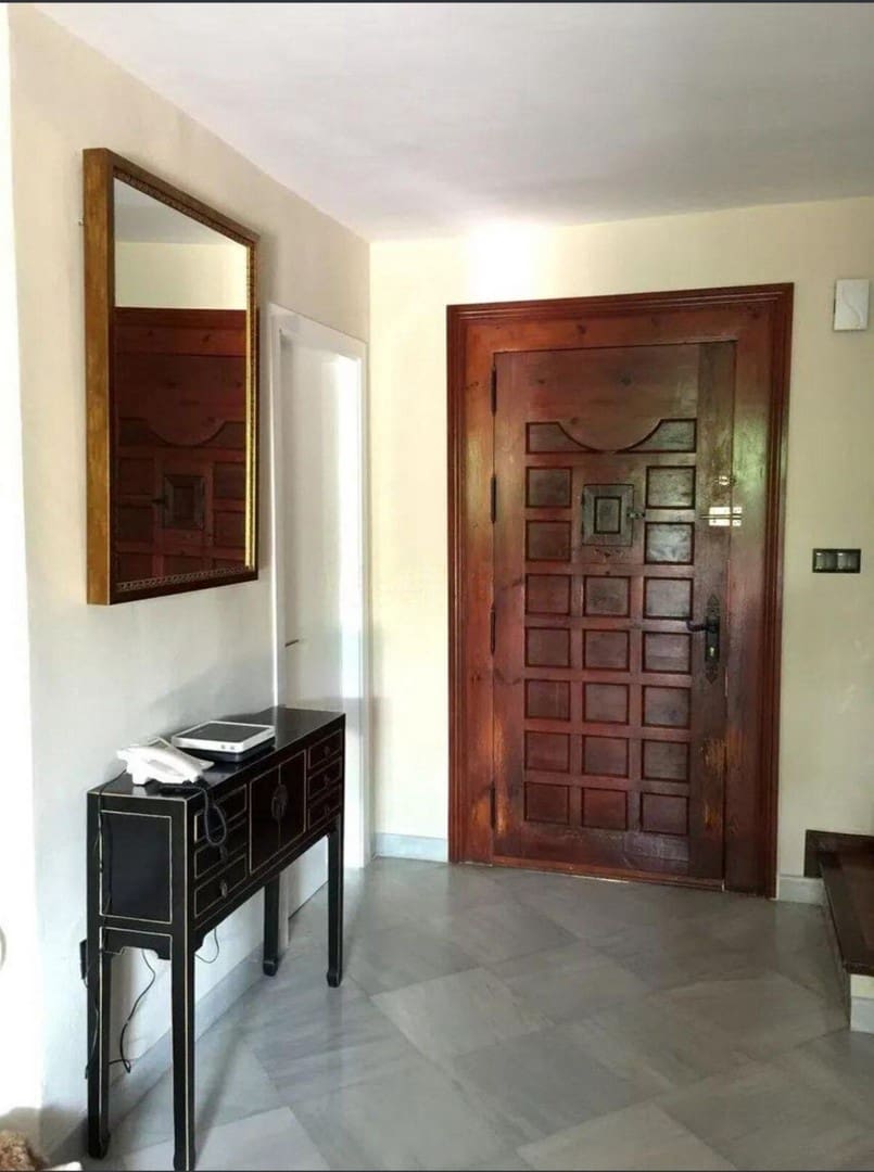 3 slaapkamer Huis te koop in San Pedro de Alcantara met zwembad garage - € 830.000 (Ref: 9529387)