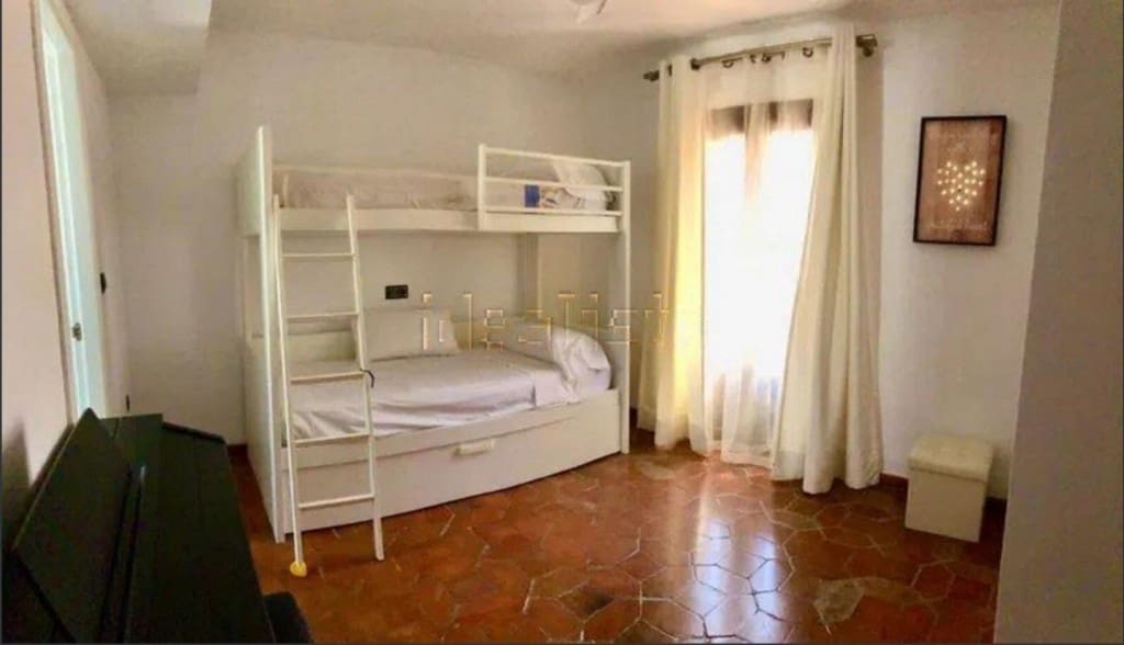 3 slaapkamer Huis te koop in San Pedro de Alcantara met zwembad garage - € 830.000 (Ref: 9529387)