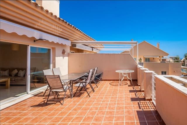 2 soveværelse Penthouse til salg i Elviria, Marbella med swimmingpool garage - € 435.000 (Ref: 9533334)