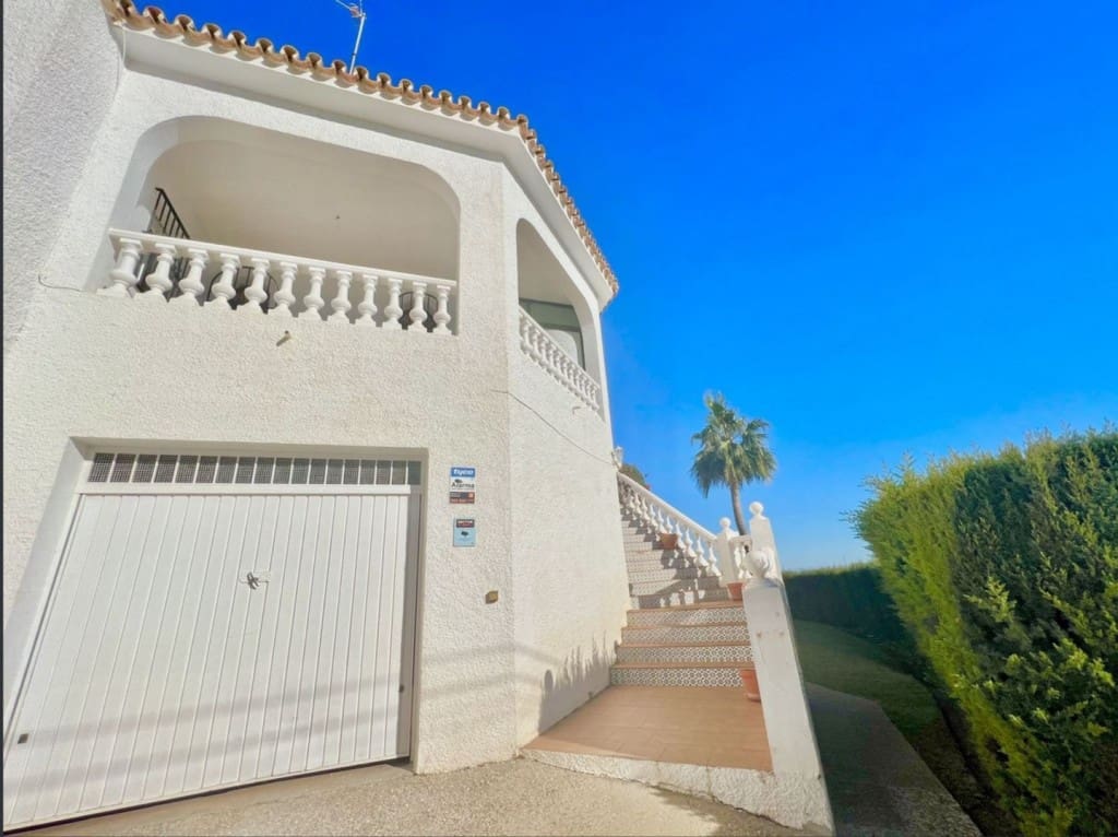 4 soverom Villa til salgs i La Capellania med svømmebasseng - € 990 000 (Ref: 9535493)