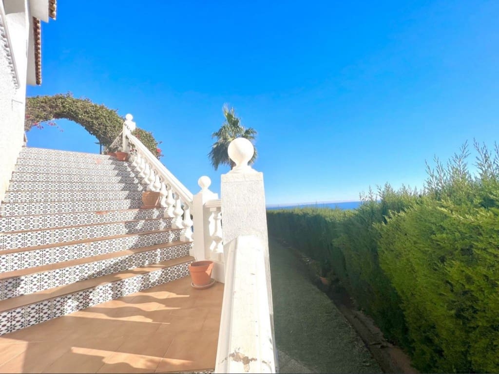 4 soverom Villa til salgs i La Capellania med svømmebasseng - € 990 000 (Ref: 9535493)