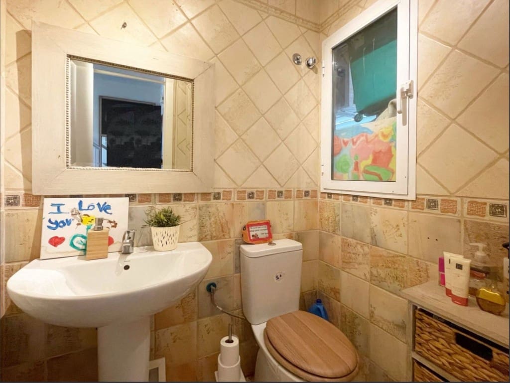 Casa de 4 habitaciones en Benalmádena en venta con piscina garaje - 525.000 € (Ref: 9542983)