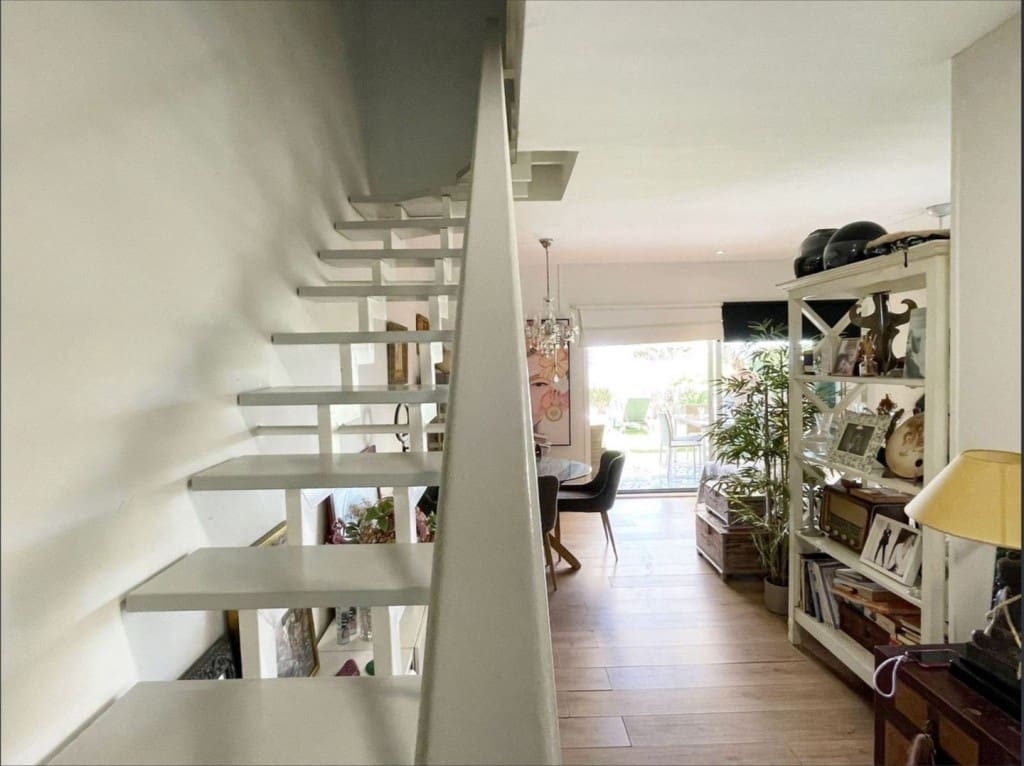 Casa de 4 habitaciones en Benalmádena en venta con piscina garaje - 525.000 € (Ref: 9542983)