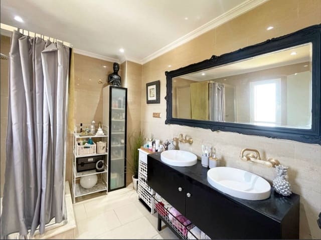 4 soverom Hus til salgs i Benalmádena med svømmebasseng garasje - € 525 000 (Ref: 9542983)