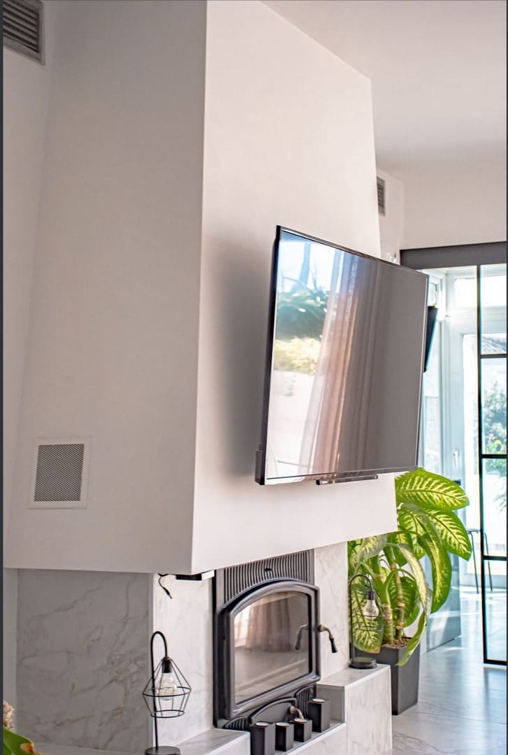 2 sypialnia Dom na sprzedaż w El Paraiso z basenem garażem - 525 000 € (Ref: 9547512)