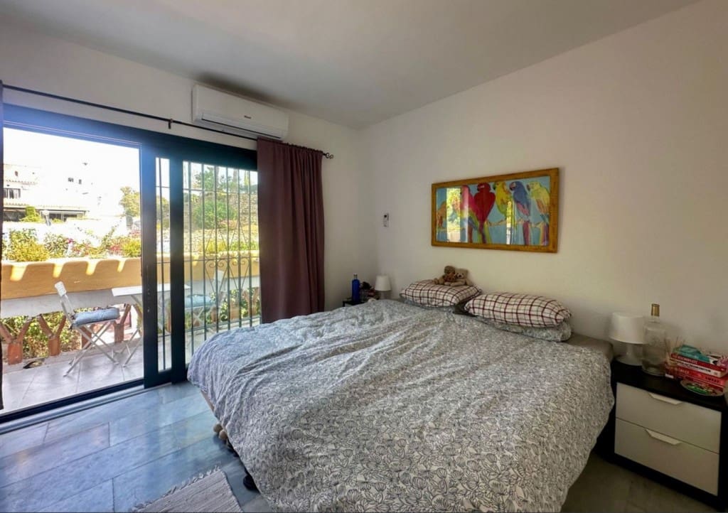 4 camera da letto Villetta Bifamiliare in vendita in Calahonda con piscina - 749.000 € (Rif: 9560860)