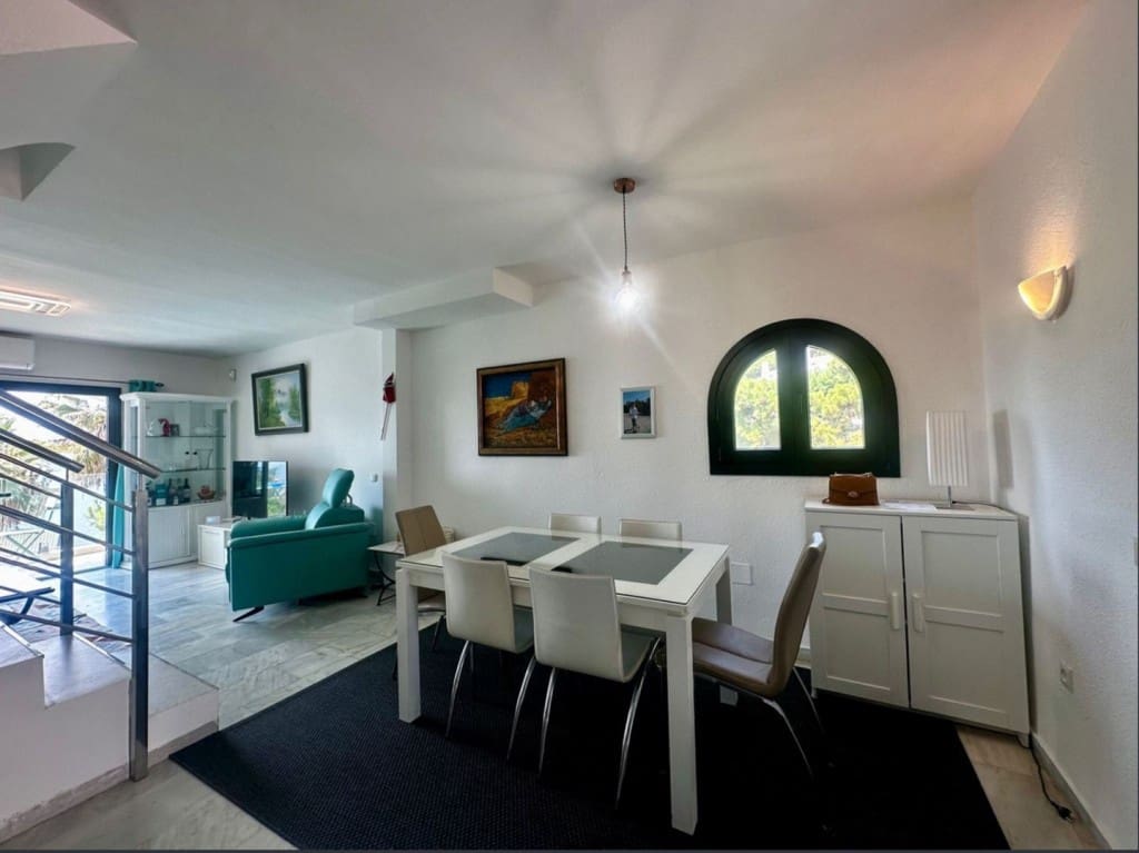 4 camera da letto Villetta Bifamiliare in vendita in Calahonda con piscina - 749.000 € (Rif: 9560860)