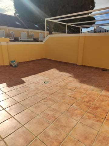 4 soveværelse Semi-Rækkehus til salg i Calahonda, Mijas med swimmingpool - € 489.000 (Ref: 9560861)