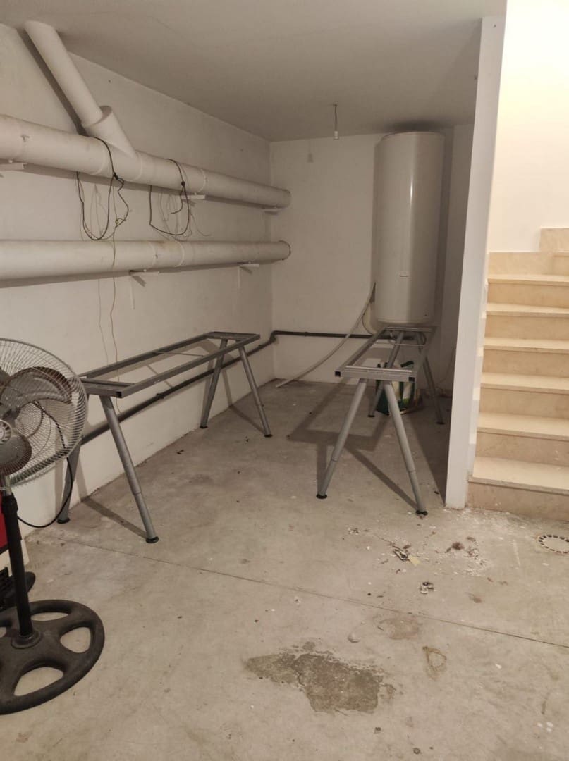 4 camera da letto Villetta Bifamiliare in vendita in Calahonda con piscina - 489.000 € (Rif: 9560861)