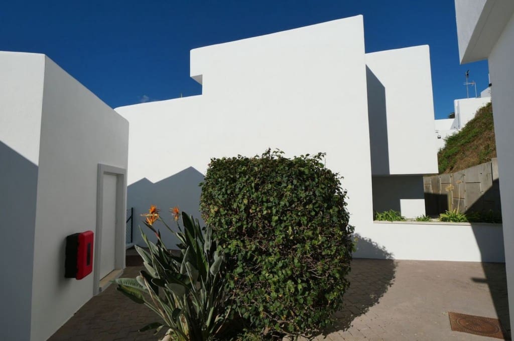 3 camera da letto Villetta Bifamiliare in vendita in Marbella con piscina - 549.999 € (Rif: 9564269)