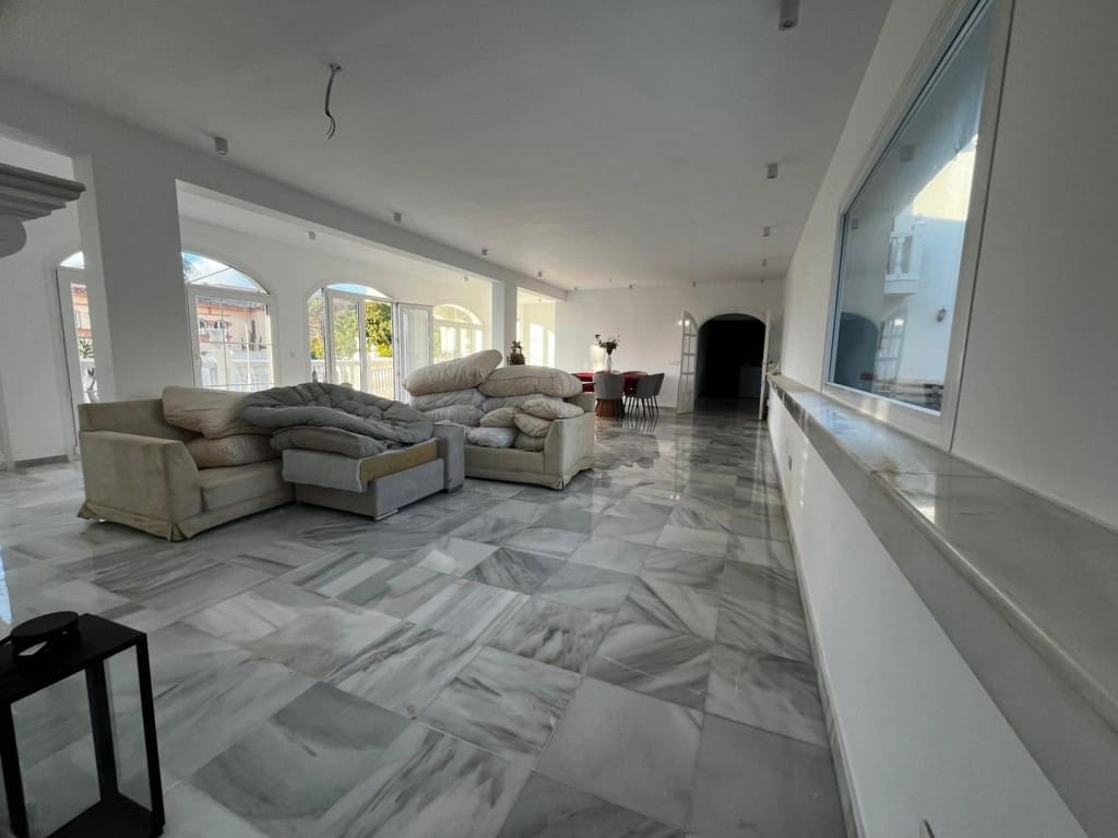 5 chambre Villa/Maison à vendre à Mijas Costa avec piscine garage - 1 700 000 € (Ref: 9570460)