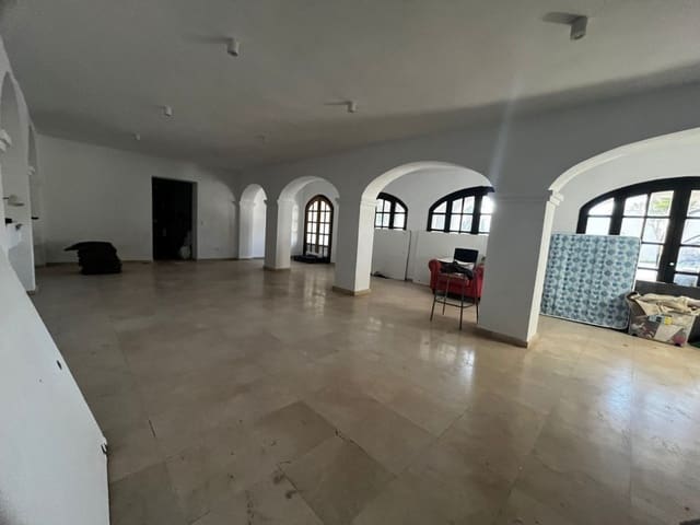 5 slaapkamer Villa te koop in Mijas Costa, Mijas met zwembad garage - € 1.700.000 (Ref: 9570460)