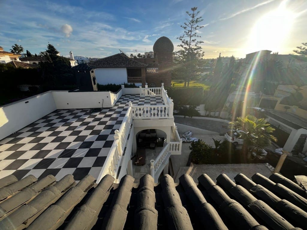 5 chambre Villa/Maison à vendre à Mijas Costa avec piscine garage - 1 700 000 € (Ref: 9570460)