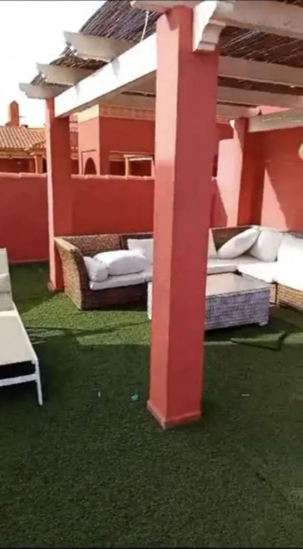 2 sypialnia Penthouse na sprzedaż w La Reserva z basenem garażem - 318 000 € (Ref: 9573832)