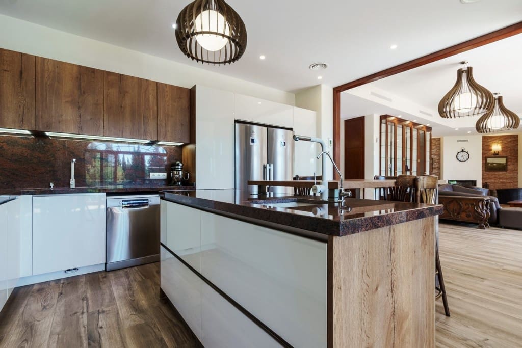 6 slaapkamer Villa te koop in El Rosario met zwembad garage - € 2.580.000 (Ref: 9585321)