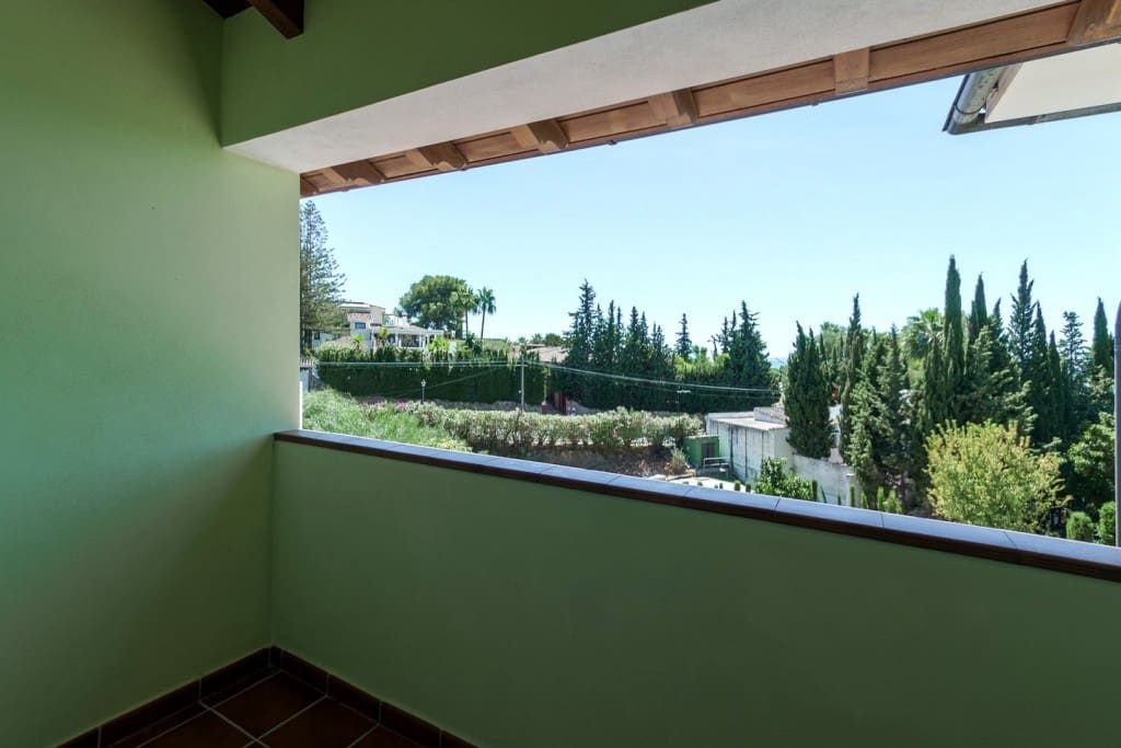 6 slaapkamer Villa te koop in El Rosario met zwembad garage - € 2.580.000 (Ref: 9585321)