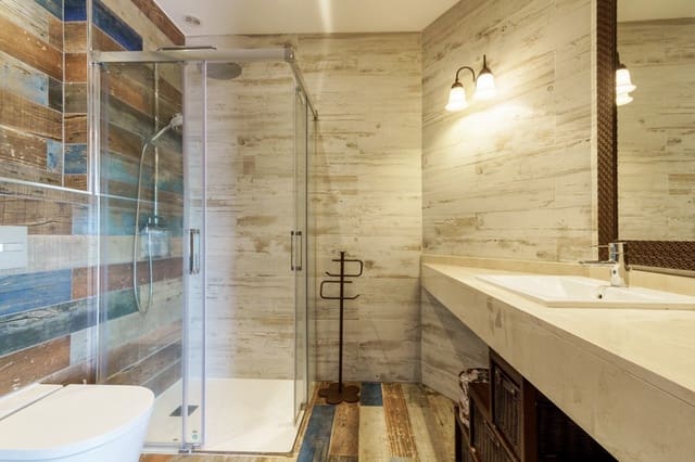 6 slaapkamer Villa te koop in El Rosario, Marbella met zwembad garage - € 2.580.000 (Ref: 9585321)