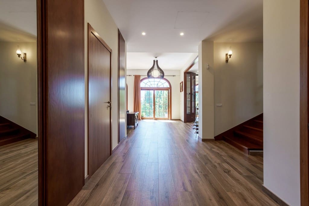 6 slaapkamer Villa te koop in El Rosario met zwembad garage - € 2.580.000 (Ref: 9585321)