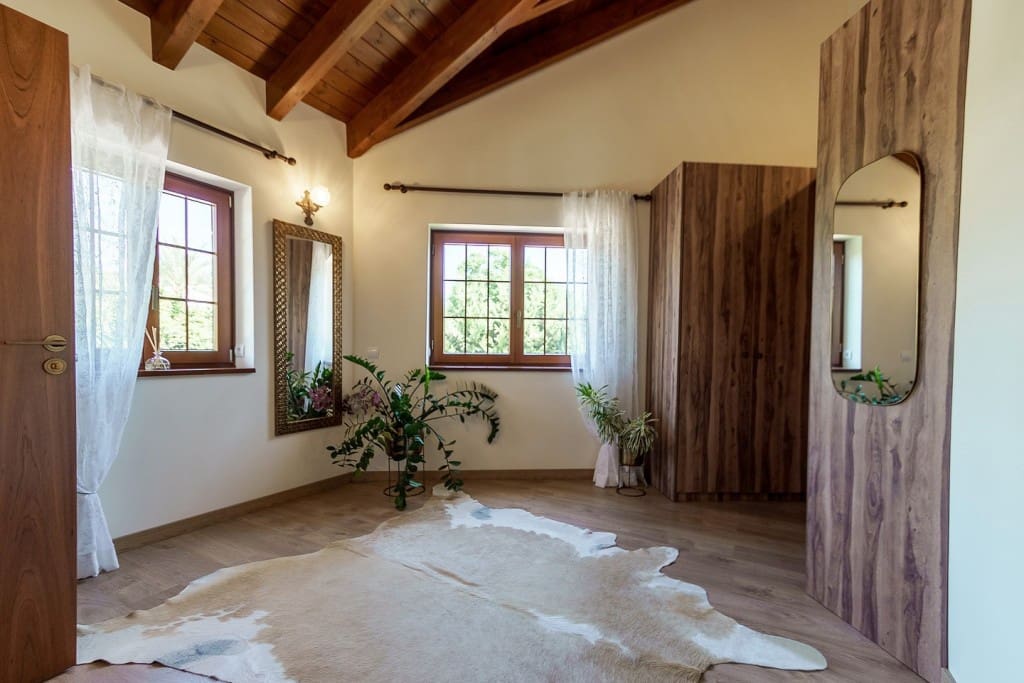 6 slaapkamer Villa te koop in El Rosario met zwembad garage - € 2.580.000 (Ref: 9585321)