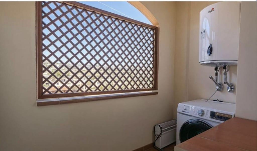 1 chambre Penthouse à vendre à Riviera del Sol avec piscine garage - 285 000 € (Ref: 9590647)